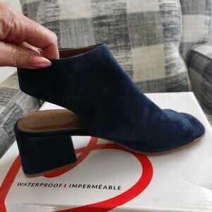 Blondo suede Maria slingback sandals